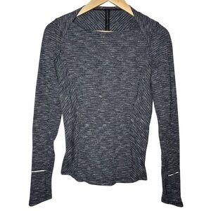 Lululemon Long Sleeve Top Women 6 Gray Pullover Shirt Thumbholes Running Workout
